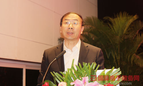 在"2014中國智慧政府發(fā)展年會"上，中央網(wǎng)信辦信息化發(fā)展局局長徐愈發(fā)表主題演講